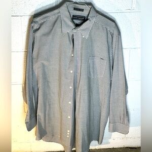 Classic David Taylor Men’s Checkered Dress Shirt - Size 18 (34/35) sharp,